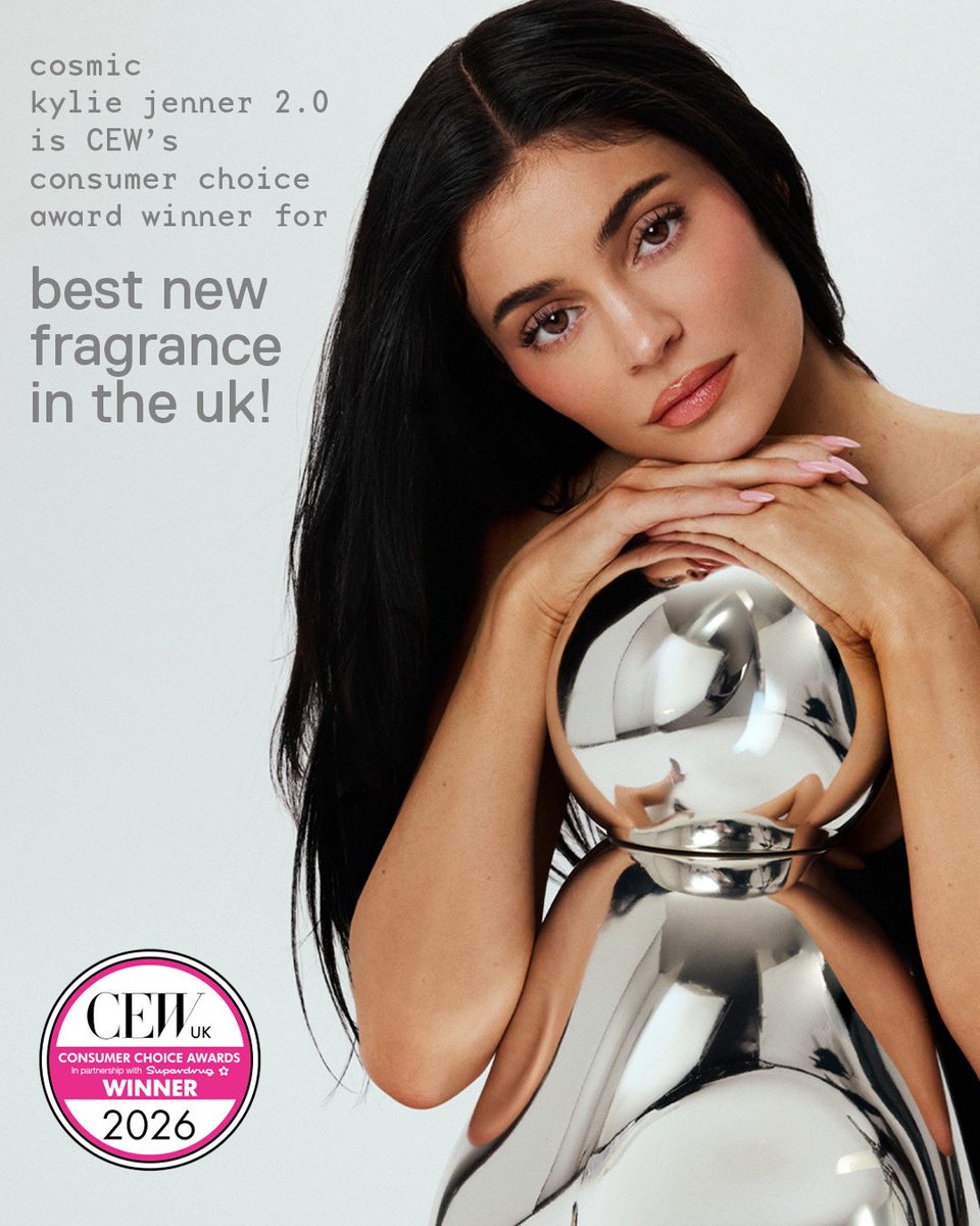 kyliecosmetics's tweet photo. award winner @CEW_UK 🩶 shop cosmic 2.0 on https://t.co/FAJOPZBXhV! https://t.co/hABKd3XpV8