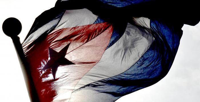 BYuniaky's tweet photo. A este pueblo no lo vamos a convocar solamente a resistir; lo convocamos a crear, a producir, a decidir, a transformar, a fiscalizar, a prosperar. 

 ¡#Cuba cambia para levantarse!  ¡Cuba cambia para vivir mejor!  ¡Cuba cambia para seguir siendo libre!

@DiazCanelB

#CubaVencerá https://t.co/cVvPGEtyq3
