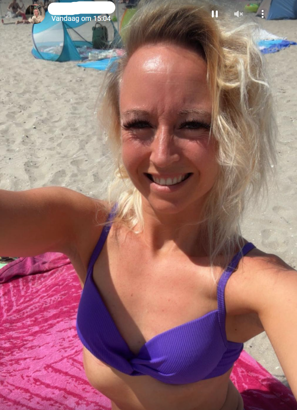 Hestersperma114's tweet photo. #fitgirl
#smalltitties
#shaved
#tanned
#barebackonly https://t.co/SVUL8r8E8W