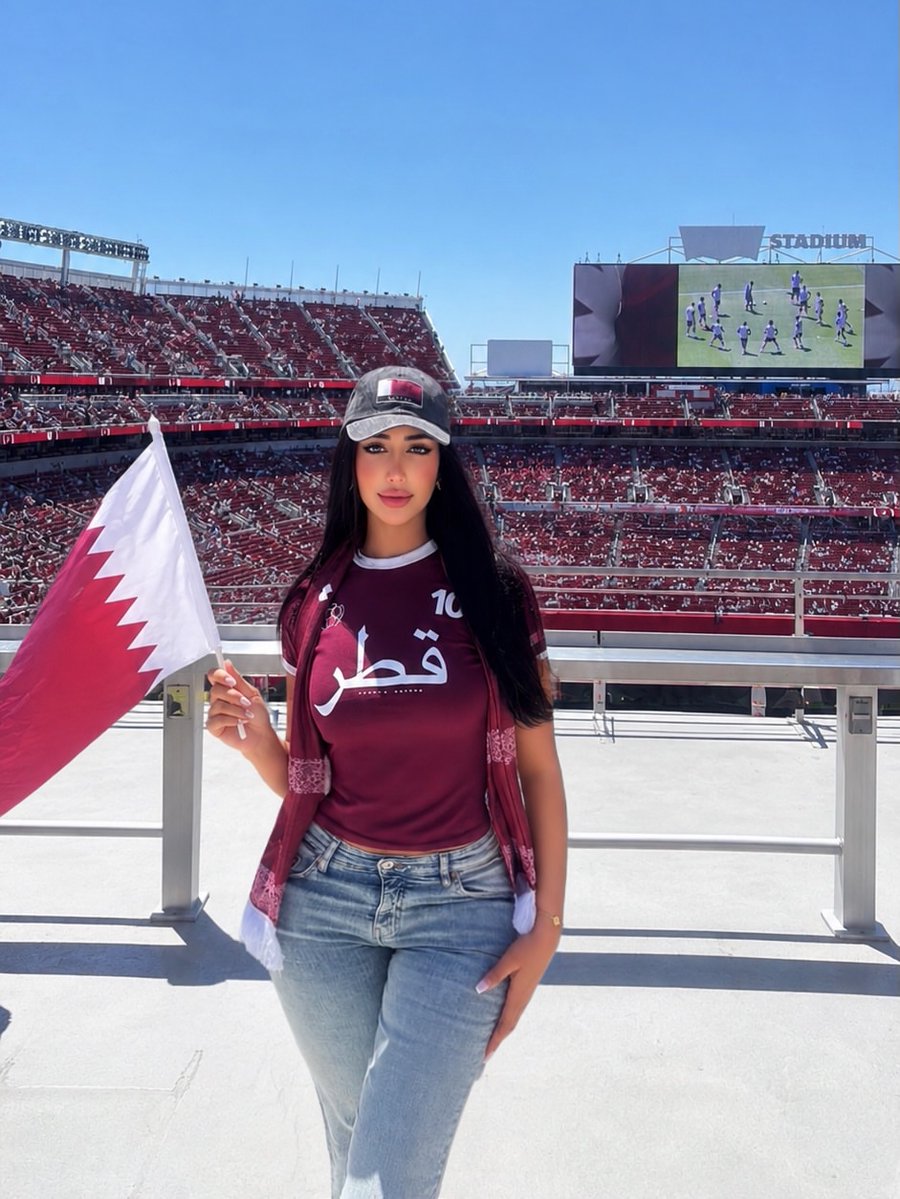 TorcedorasTop's tweet photo. 🇶🇦 Catar 🇶🇦

👩🏻 Dnya 
📸 https://t.co/OsZ3YvVnUM

#Qatar #Catar #Doha #worldcup #fifaworldcup #Seattle #Bosnia https://t.co/zCobjsmPVr