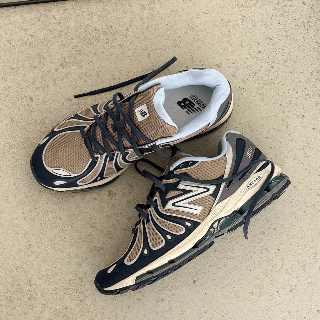 Ad: LIVE at 5pm PT/8pm ET via End New Balance ABZORB 1890 Linen