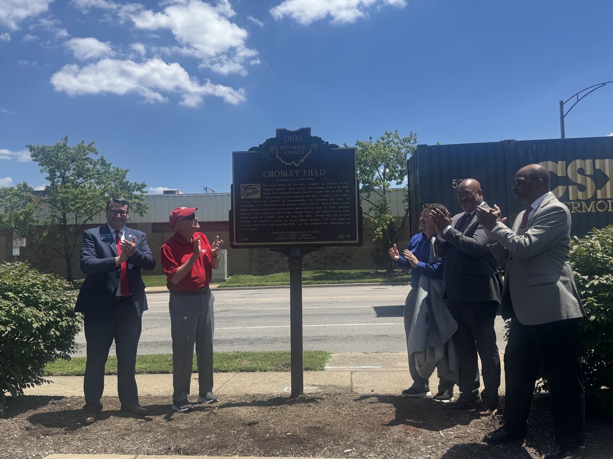 RedsMuseum's tweet photo. Ohio Historical Marker dedicated at the site of Crosley Field today. The Hall partnered with @CGMCincinnati to make this happen adding another marker to this historic site where you will find a light standard, mural, base markers, and more. https://t.co/Aot0SOhssJ