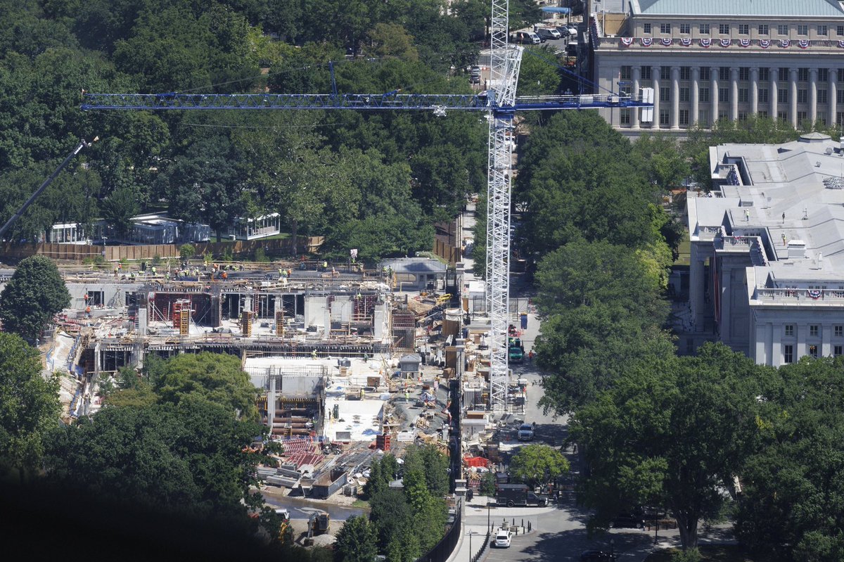 Acyn's tweet photo. Construction on the planned White House ballroom 

📸REUTERS/Tom Brenner https://t.co/EtjG7Wh87c