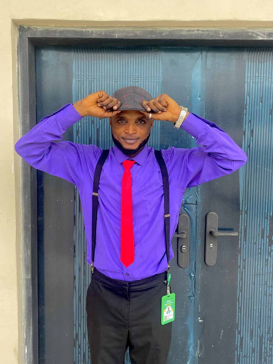 ogbenifele's tweet photo. FYB DAY TWO: BACK TO SCHOOL๐จโ๐ซ
#lastdaysinoou https://t.co/svvvsgHZXD
