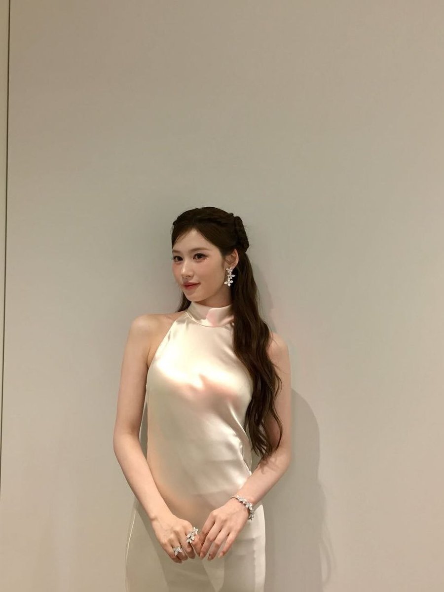 Agatha tweet media