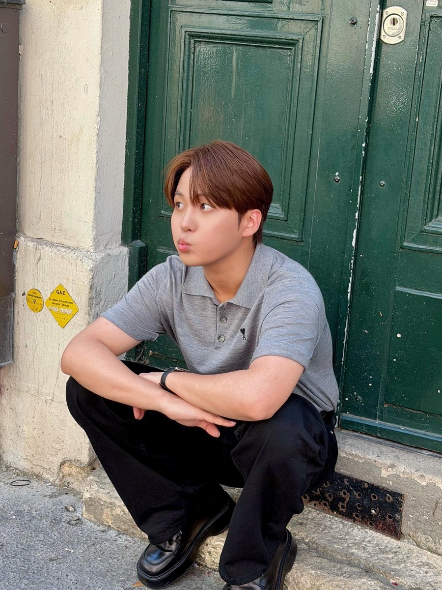 jjongst_kim's tweet photo. Jongho Paris Fashion Week for @amiparis ❣️

#Jongho #종호 #AmiParis #PFW https://t.co/IGUx7J3yw2