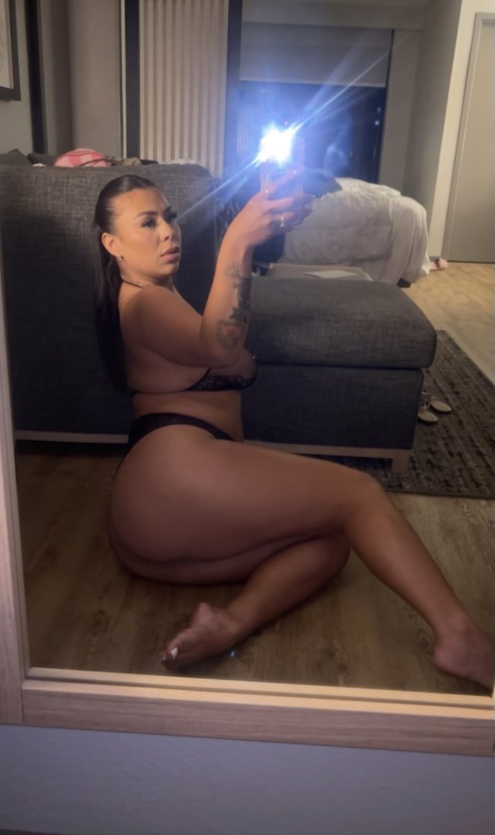 luccky09_'s tweet photo. Longtime no see ๐ซฃ๐
#nashvillecompanions #onlyfansgirl #tryst #datesnashville #snapchatcontent https://t.co/g7kblRBHZJ