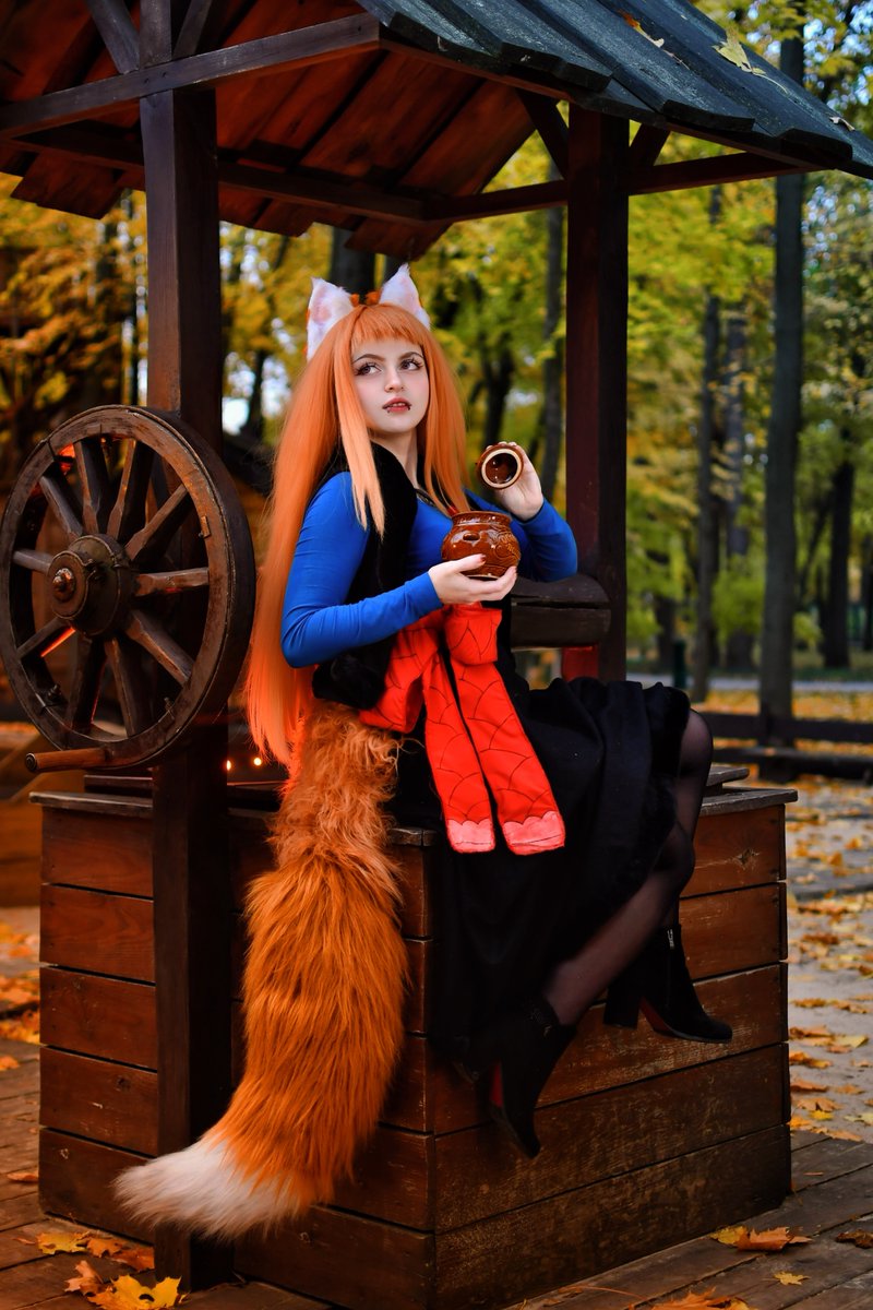 MySugarShrimp's tweet photo. Your cinnamon bun is Holo - from wolf and spices 🥮🧇🥞🥯 https://t.co/1ANg2MLFBW