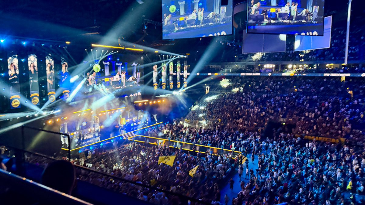 indyburgh's tweet photo. How's your summer going? The #IEM Cologne Major was a masterpiece! 

W @TeamFalconsGG 🏆 a 3 day series win in front of a sold out arena for 67k fans. Live events are so back 

@ESL #csmajor #IEMcologne #cologne #cs https://t.co/uLlk9XFUP8