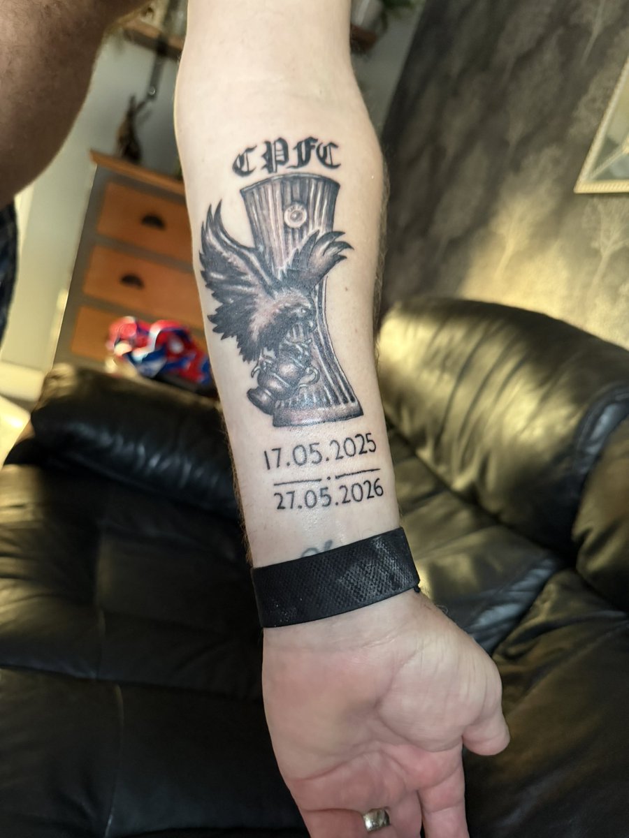 bilbaorich's tweet photo. Tattoo done https://t.co/ZrpWUiRVOV
