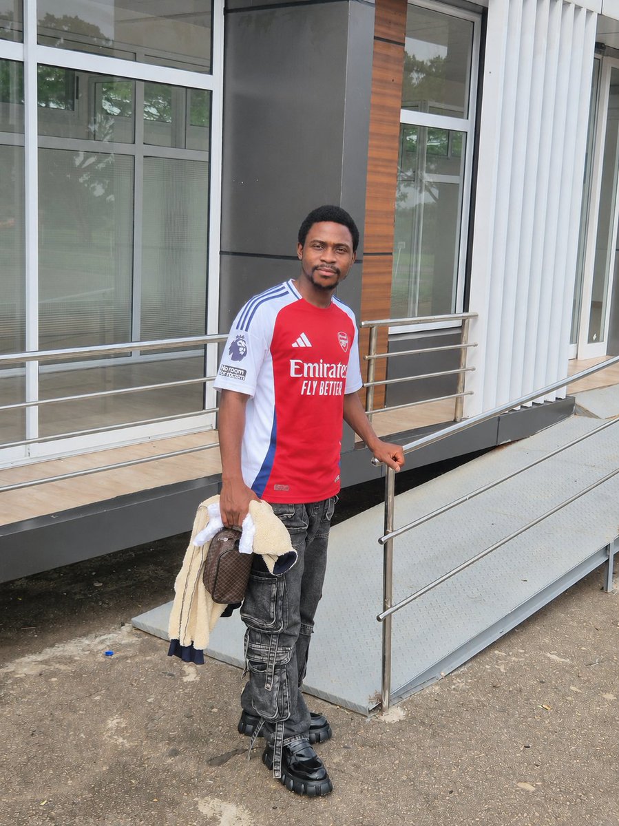ForghabBrandon's tweet photo. #Arsenal https://t.co/6Wf31yzSVc