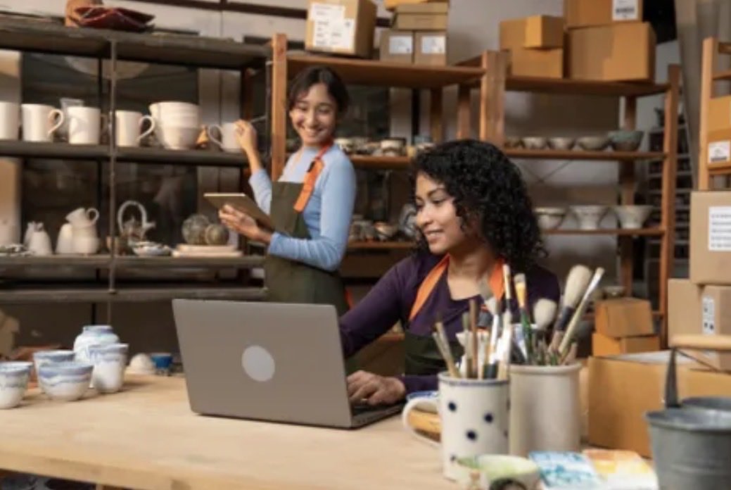 theathhustler's tweet photo. “The Hidden Financial Risk
Small-Business Owners 
Overlook| Forbes”
#HustlingDreaming #TheYearOfTheHustler
#2TheHustle🙌🏽 #HustleTheWorld🌎 #LetsDoBusiness🫱🏾‍🫲🏽

▪️ CLICK THE LINK BELOW▪️

https://t.co/JkYsMQVPnb https://t.co/3Zwb6EBCJ0