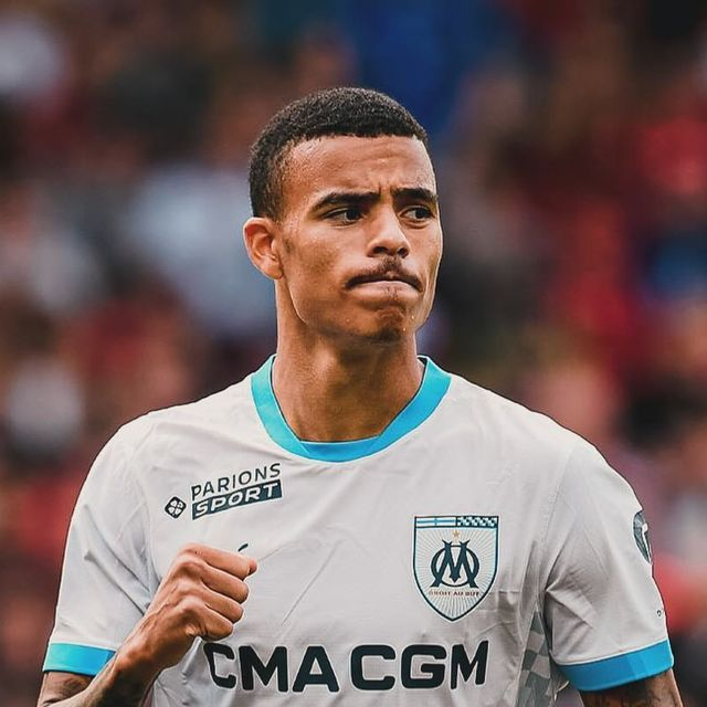 BersanTaskaya's tweet photo. 🚨 ÖZEL| Mason Greenwood, Fenerbahçe ile yaptığı görüşmelerde; indirime gitmeyi kabul etti.

🤝 Fenerbahçe, Mason Greenwood ile bonuslarla beraber 10 Milyon Euro’ya anlaşmaya vardı. Sözleşme süresi 4 yıllık!

👀 Gözler artık Marsilya ile Fenerbahçe arasında yapılacak görüşmelere çevrildi.