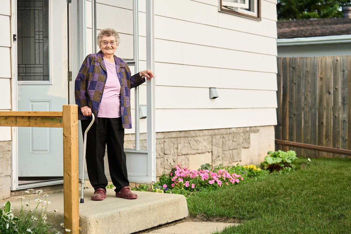 AARPSD's tweet photo. Thank you, @LeaderJohnThune for your leadership in helping older Americans stay in their homes and communities as well as providing them with housing choices. #ROADtoHousing https://t.co/EOqbHliqIh
