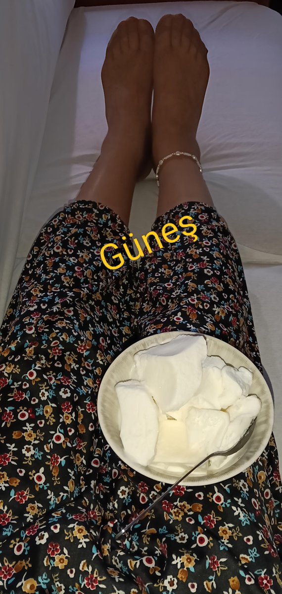 Gns3509's tweet photo. Şimdi dondurma zamanı 😊😊 https://t.co/eXZCcBopgn