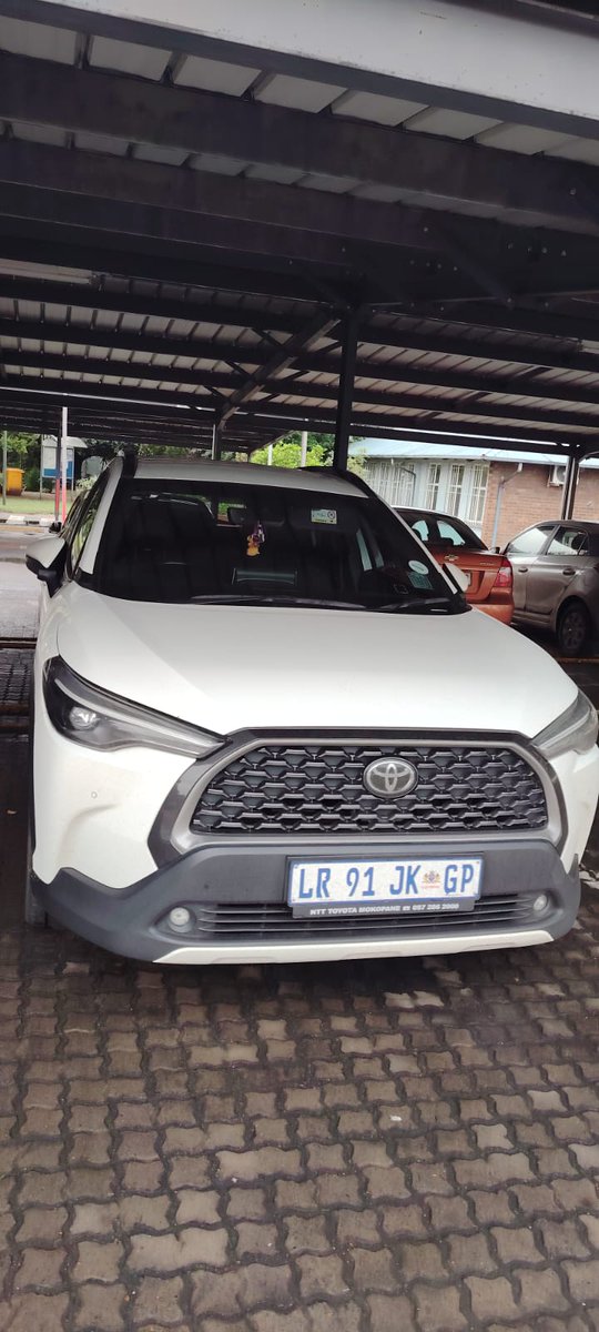 911omphile's tweet photo. Please help recover my friends car. Stolen at Olympus H Pretoria east earlier this evening https://t.co/XoVp1xJTXG