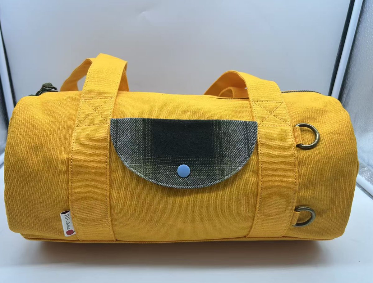 liliuhms's tweet photo. have you ever thought "actually i need a bowler bag that looks like an orange on its side profile" 🍊 https://t.co/rCIaRLR0Df