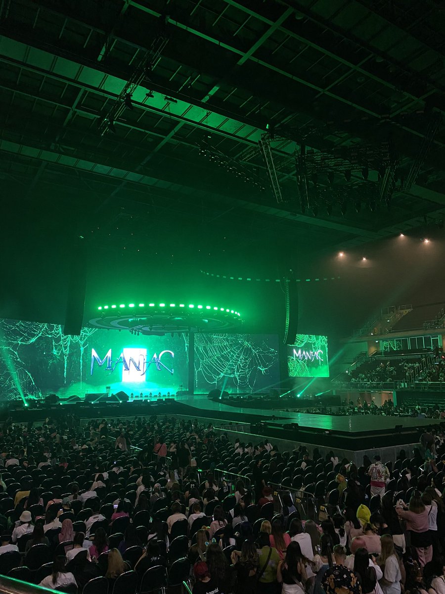 Donut_nnt's tweet photo. รีวิวอิมแพค #RUN_IT_BANGKOK
(กล้อง IP11ธรรมดา)

โซน SE แถว A                 โซน SC แถว C https://t.co/gVPJRhdqRF