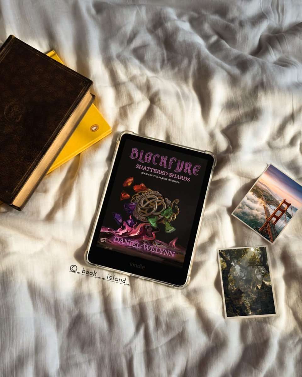 _Book_Island_'s tweet photo. Daniel Welynn’s 'BlackFyre: Shattered Shards' grabs you by the collar and doesn’t let go 🔥🌁 Fog-draped San Francisco, Fae courts, and a girl whose one act of caring cracks the world open. Found family you’ll grieve for. Dark fantasy with heart. #DarkFantasy #BookX #Debut https://t.co/W3OpUEkRH5