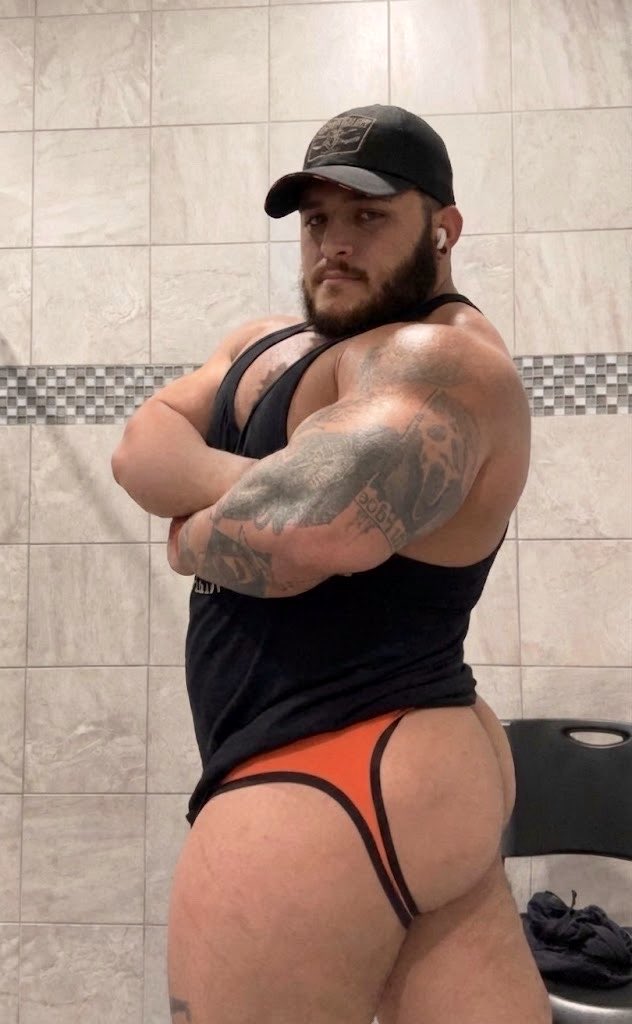 deadpixells's tweet photo. Felt Stronk and Cheeky https://t.co/mxPhBcX3l0