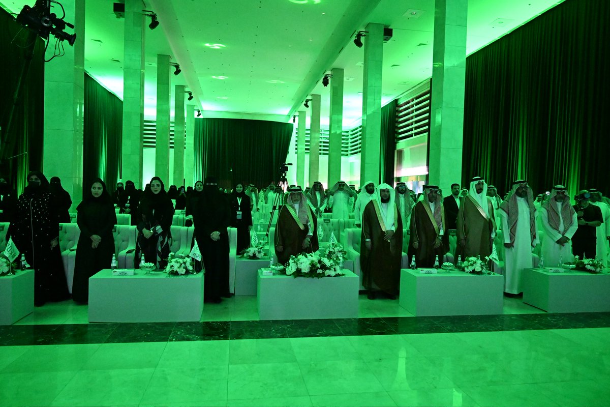 IMSIU_edu_sa's tweet photo. برعاية معالي رئيس الجامعة أ.د. أحمد بن سالم العامري..
#جامعة_الإمام تحتفي مساء اليوم الأربعاء 2026/6/24م بختام الخطة الإستراتيجية للجامعة (2021–2025م)، وإطلاق خطتها الإستراتيجية (2026–2030م)، بحضور وكيل الجامعة للتطوير المؤسسي والمسؤولية المجتمعية د. خلود بنت فواز التميمي، وعدد من الوكلاء والعمداء ومنسوبي الجامعة.
https://t.co/S7EV40BrO9