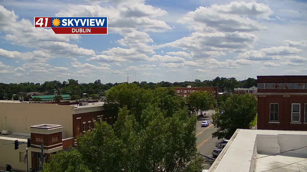ALowWX's tweet photo. Today is the nicest day we will have this week as while it is warm it isn't very muggy! Heat indexes are nearly the same as actual temperatures. No rain is expected today so it's a good one if you wanna take a dip in the pool! Some rain odds will return tomorrow afternoon. #gawx https://t.co/bCNTXfMiQr