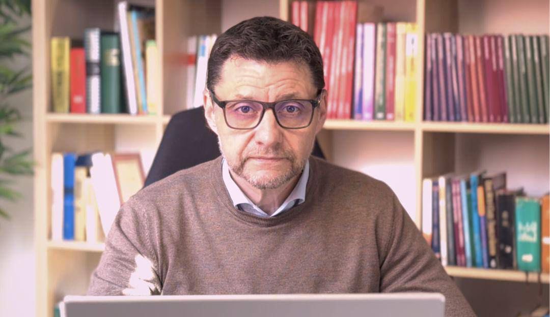 PastoreRavasio's tweet photo. Chiedo per un amico: ma è proprio necessario far sapere tutto quello che facciamo tramite i social o negli gli stati whatsapp? 😅

Allora perché lo facciano?

Leggo le vostre risposte! https://t.co/gbHR00zJY7