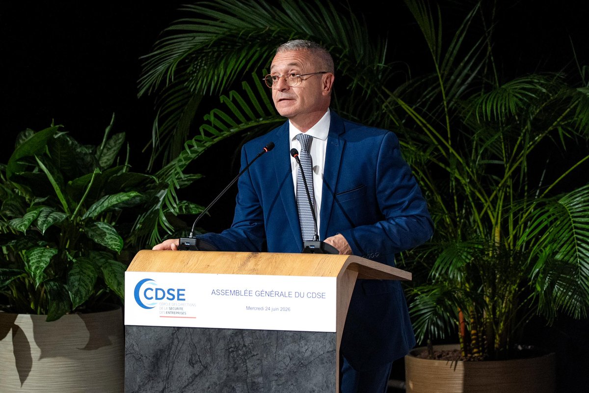 prefetpolice's tweet photo. Très heureux d’avoir clôturé ce jour l’Assemblée Générale du Cercle des Directions de la Sécurité des Entreprises (@CDSE), au siège de Veolia.

128 grandes entreprises françaises, opérant dans 48 secteurs d’activité, représentées par leur directeur de la sécurité ou de la sûreté, autant de partenaires réguliers de la @prefpolice.

Merci à eux pour notre collaboration riche et essentielle aux activités de chacun !