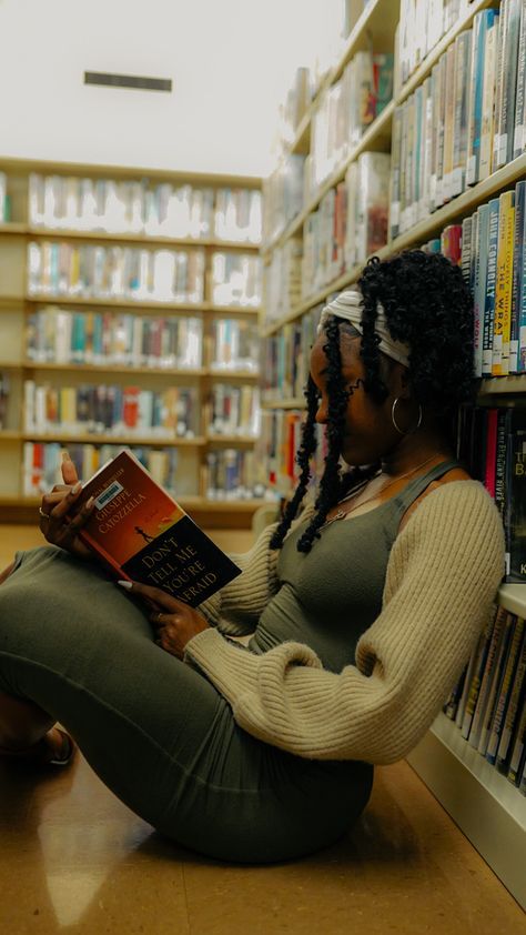 vineresonance's tweet photo. Drop a ❤ if you a Reader. https://t.co/G8Z4W3EvxO
