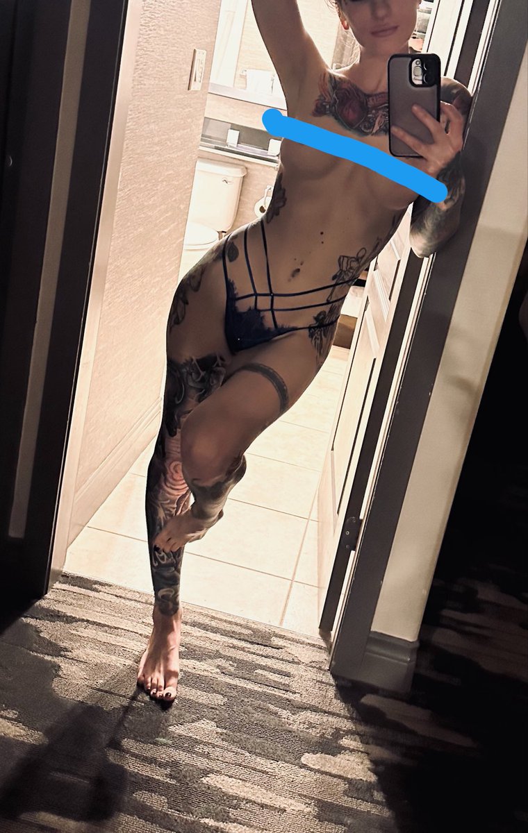 Riley Amor XO tweet media
