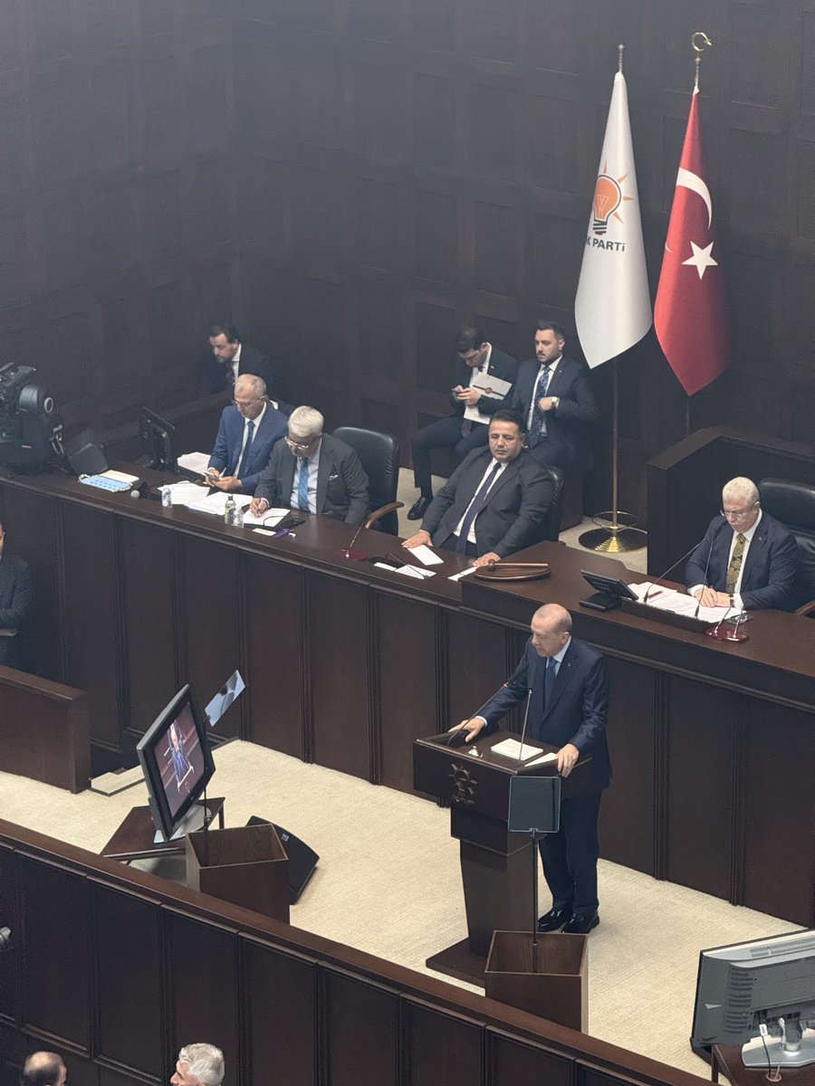 akgenclikmeram's tweet photo. Meram Gençlik Kolları Yönetim kurulu üyelerimiz ile Cumhurbaşkanımız @rterdogan ‘ın başkanlığında gerçekleştirilen Grup Toplantımıza katılım sağladık

Bizleri misafir eden, @HEkici42 @mhakanozer @mehbaykan vekillerimize ve diğer AK Parti Konya Milletvekillerimize teşekkür ederiz. https://t.co/aJH3GxjGw3
