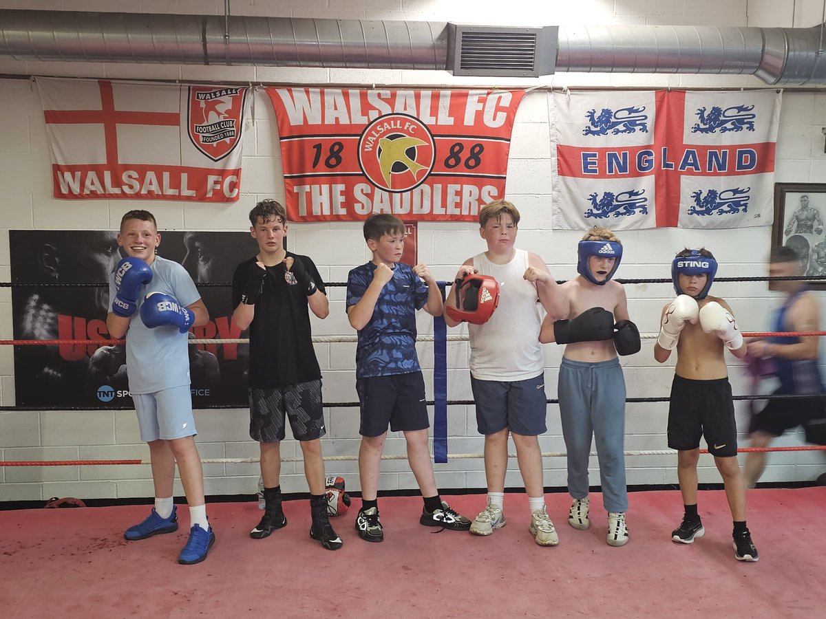 mattobin83's tweet photo. Thanks to Shaun down at walsall wood boxing club for 2nights sparring some great rounds https://t.co/96VboWqH1U