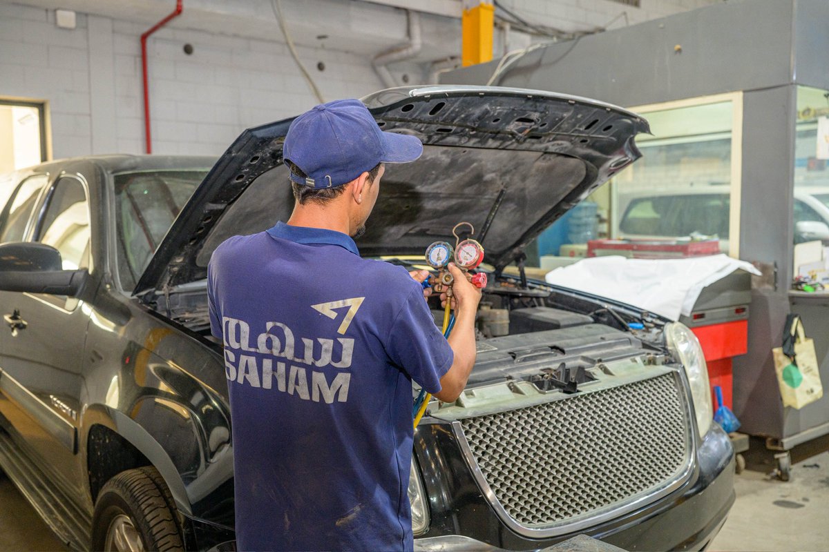 SAHAMCompany's tweet photo. 🚘☀️ قبل ما تبدأ رحلتك الصيفية… تأكد أن سيارتك جاهزة لكل كيلومتر!

في #سهم_للسيارات نقدم فحصاً شاملاً للسيارة والتأكد من سلامة:
✅ المكيف
✅ الإطارات
✅ البطارية
✅ السوائل والزيوت
✅ نظام التبريد

لا تنتظر حتى تظهر المشكلة في الطريق، جهّز سيارتك اليوم واستمتع بإجازة آمنة ومريحة.

📍 نرحب بكم في #سهم_للسيارات
📞 0546701656
#صيانة_السيارات #السفر_بالسيارة #إجازة_الصيف