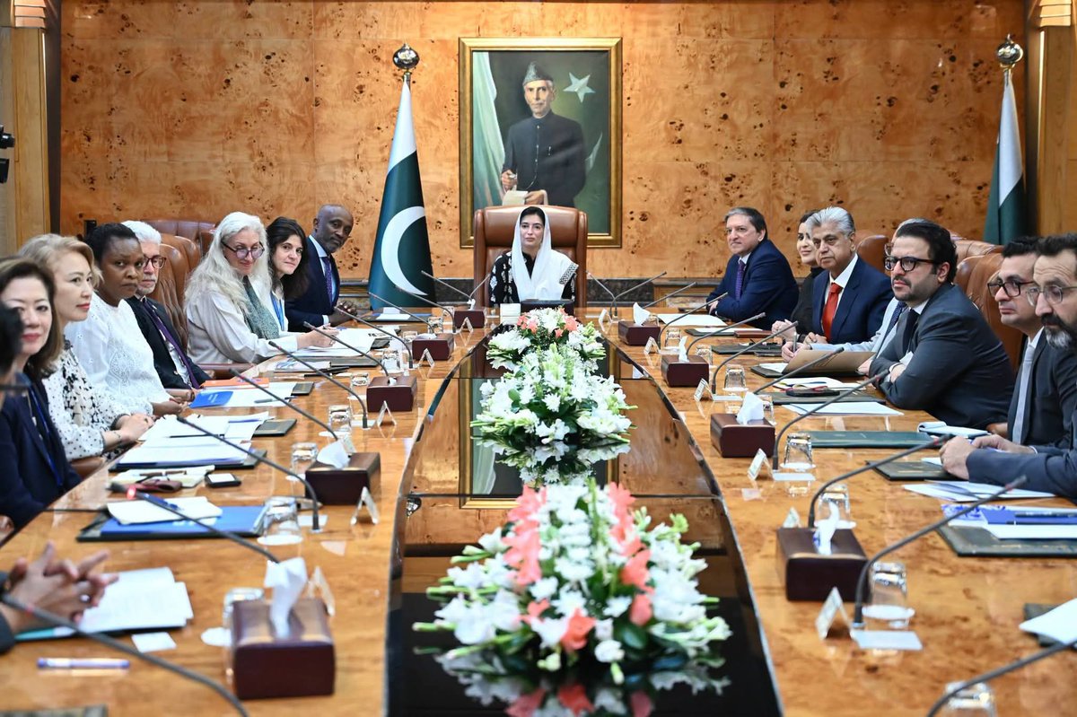 RajaPrem399's tweet photo. Islamabad, 24 March 2026: First Lady Bibi Asifa Bhutto Zardari in a meeting with UN Country Team led by Mr. Mohamed Yahya, UN  Resident Coordinator in Pakistan, at Aiwan-e-Sadr. https://t.co/aH57YjQfYi