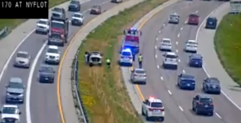 ontimestl's tweet photo. NB 170 @ Nyflot in the left lane #ontimestl #stltraffic @991JOYFM #991joyfm #joyfmstl https://t.co/sOVYXdHLPZ