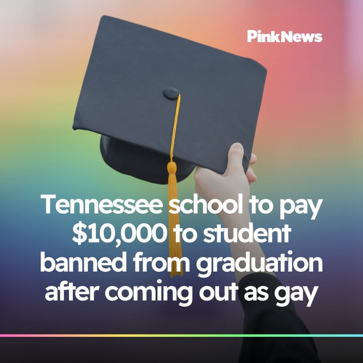PinkNews tweet picture