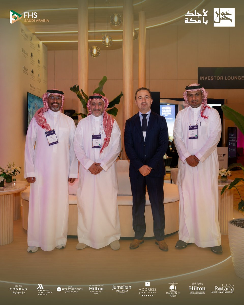 Jabal_Omar_SA's tweet photo. تشرّفنا بزيارة عضو مجلس الإدارة الأستاذ وهدان القاضي لجناح شركة جبل عمر للتطوير خلال قمة مستقبل الضيافة #FHS2026، في حضور يعكس د��م مجلس الإدارة واهتمامه المتواصل.

#لأجلك_يا_مكة https://t.co/Rw9Fz9hj1U
