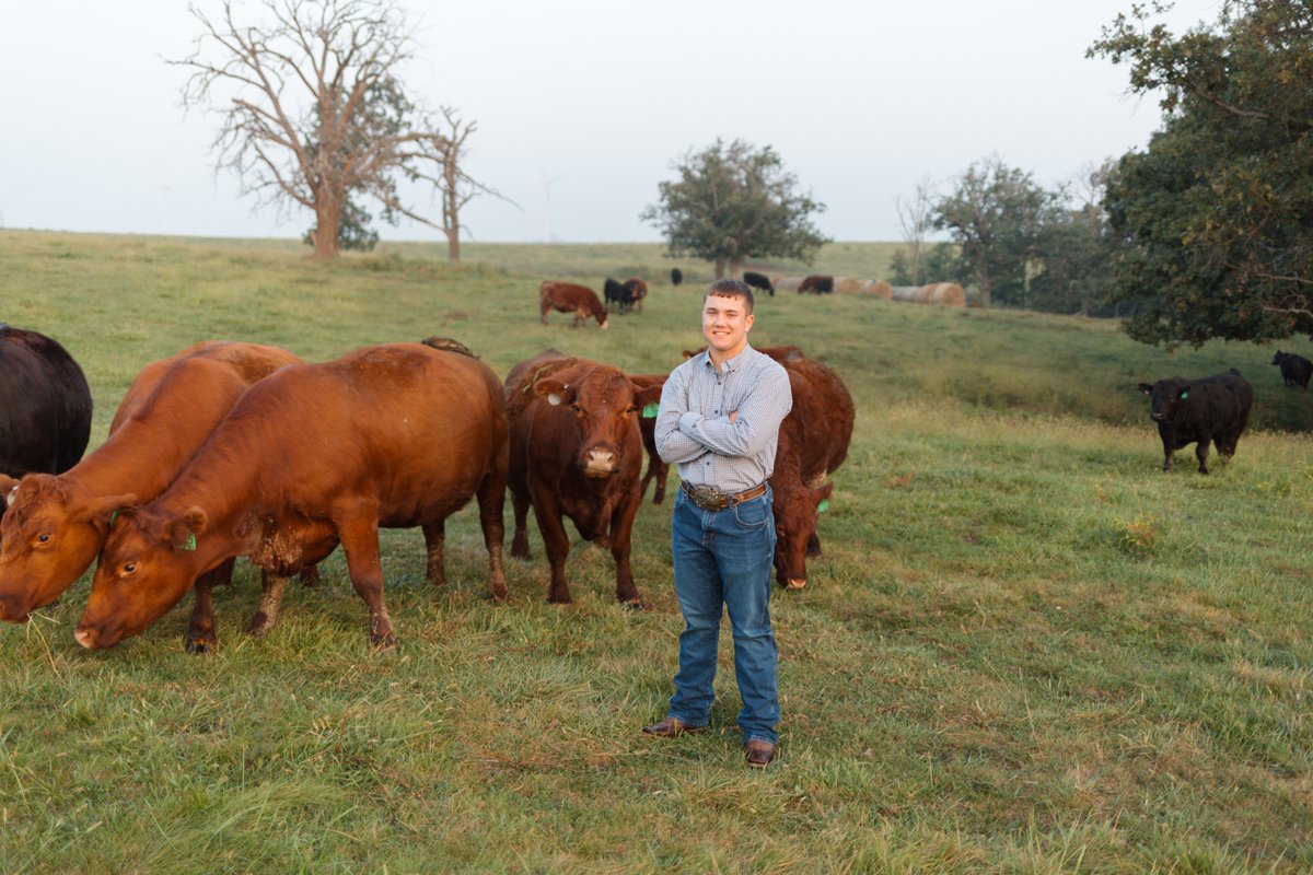 MoCattle's tweet photo. 🌟 Meet Landon Liebhart🌟

Meet Missouri Junior Cattlemen’s Association member, Landon Liebhart. Landon is from Maryville, MO, where he works alongside his family, Scott, Stacy and Easton (brother) Liebhart, on their family farm.

https://t.co/8s3Bw9rXaM https://t.co/vdBrMgqr4J