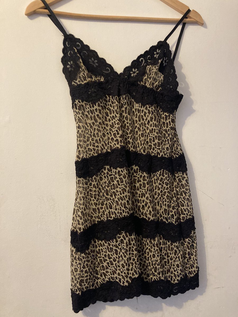 dollzzombie's tweet photo. Thrifted this a while back. How should I style. It is slightly see through. https://t.co/CnMo30ktlh