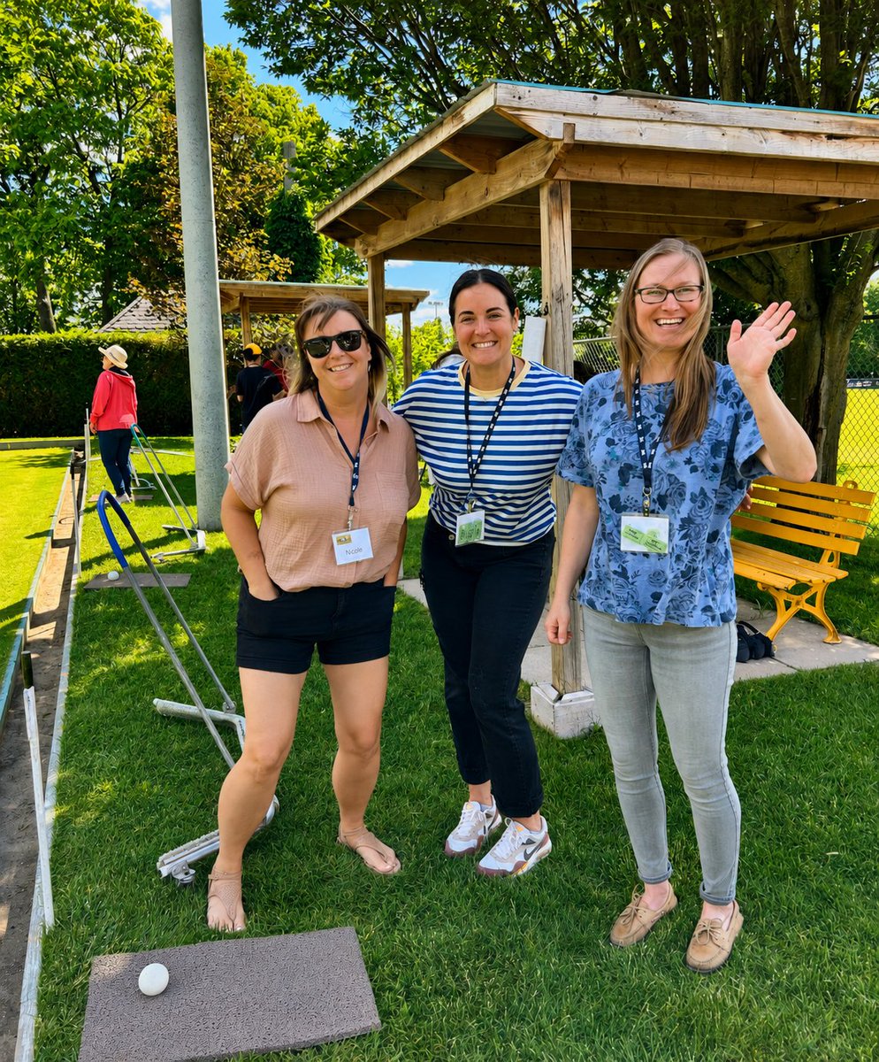 learn_style's tweet photo. 🌞 Sunshine, laughter, and a little friendly competition.

Our LEARNstyle team recently traded keyboards for lawn bowls as we came together for our Summer Social at the Richmond Hill Lawn Bowling Club. https://t.co/lrrsuuTNfp