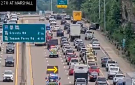 ontimestl's tweet photo. SB 270 @ Marshall in the 2 left lanes, traffic heavy thru Manchester #ontimestl #stltraffic @991JOYFM #991joyfm #joyfmstl https://t.co/jgWq63CKC2