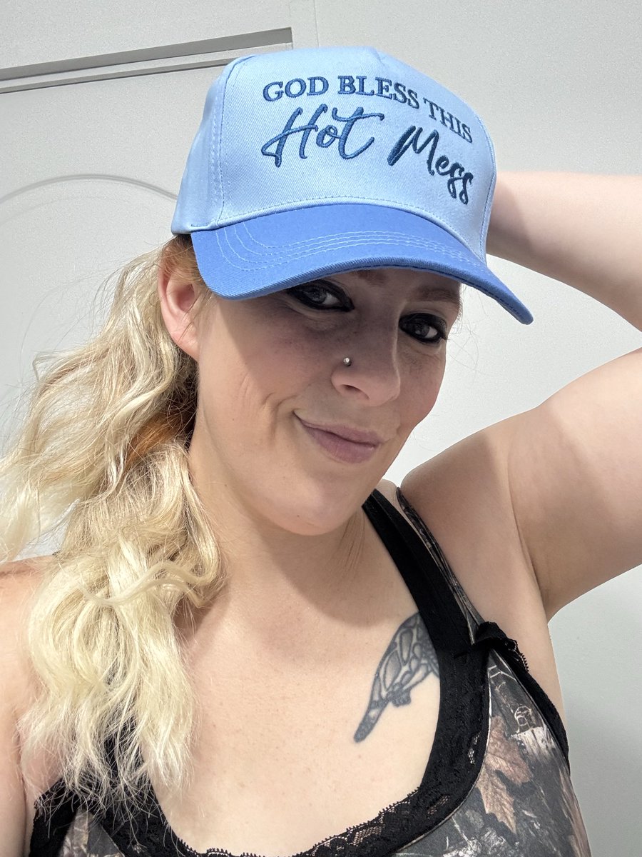 Brittanyterry25's tweet photo. Hey! Here is the link to my Fanvue profile https://t.co/JT6lJfPBR7 #fanvue #trending #newplatform https://t.co/4ECKIJYp0X