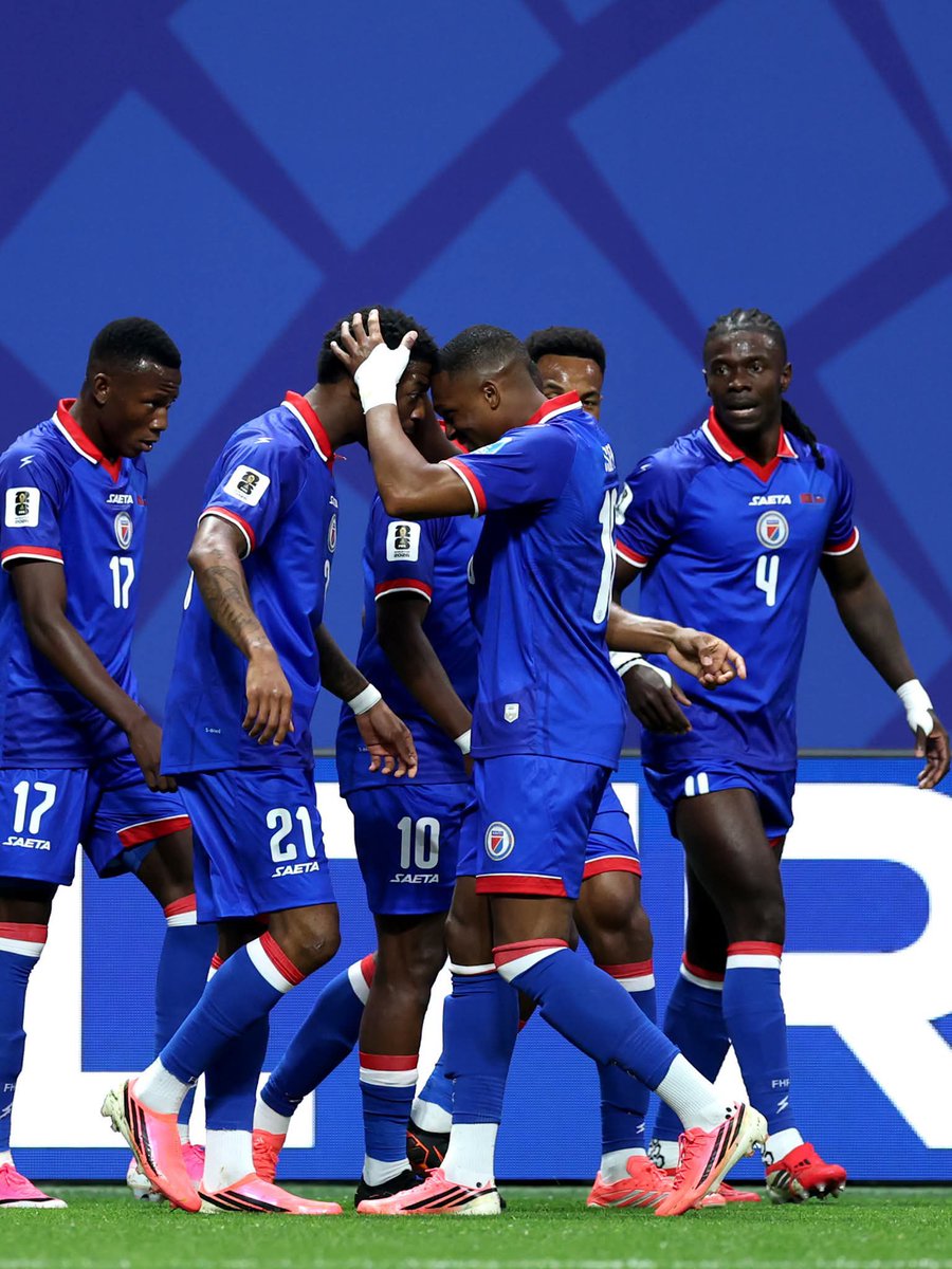ClarkTheo16's tweet photo. They returned to the World Cup after 52 years, despite not being able to play on home soil. They brought hope and joy to a nation that has endured so much. This is the Haiti we are proud of. From here, the only way is forward.❤️‍🩹
#Haiti
#Grenadye🇭🇹 https://t.co/pZxeKc6fcZ