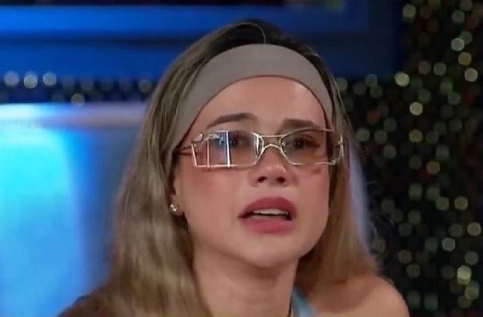 boyindiscretxcx's tweet photo. NO QUIERO NECESITO QUE ESTE SEA EL FINAL DE CINZIA, LLEGO SU HORA!! EN UN VERSUS QUIEN ABANDONA LA CASA? 

❤️ CINZIA 

🔁 YIPIO 

#GranHermano https://t.co/5dZLY8PUPe