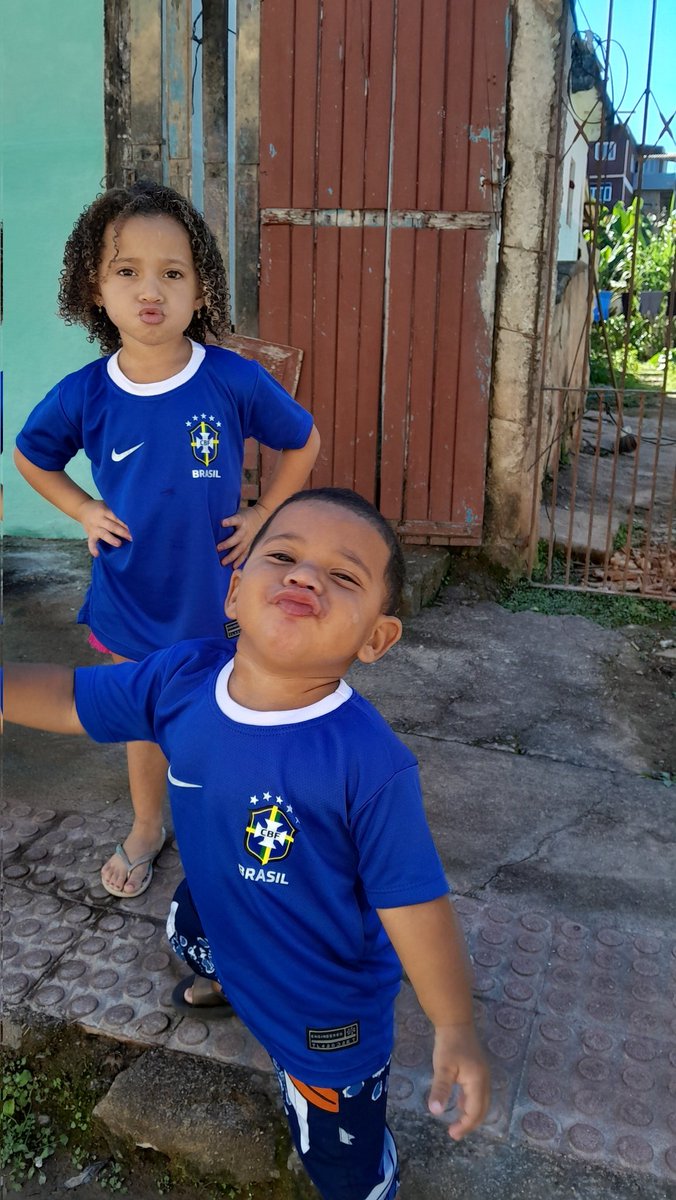 Tremdalg32's tweet photo. Amor Do Papai!! 😍😍😍😍 https://t.co/sSaAqJAljI