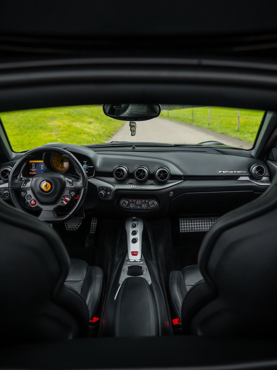 ApexDistrictX's tweet photo. Ferrari F12 Berlinetta https://t.co/aEzLCh2LLl