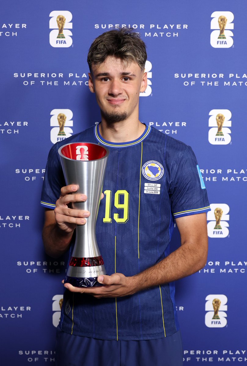 NFSBiH's tweet photo. 🏆Kerim Alajbegović je proglašen za najboljeg igrača večerašnje utakmice!

💪Bravo Kerime!🐉

📸FIFA

#NFSBiH #zmajevi #FIFAWorldCup2026 #dreambigdreambih https://t.co/VBnm8h2MMD