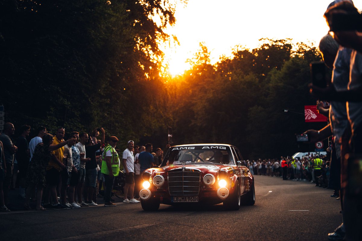 amgmotorsport's tweet photo. #Spa24H - Our idea of a perfect sunset. 🤩

#AMG https://t.co/TxemxMRgTk