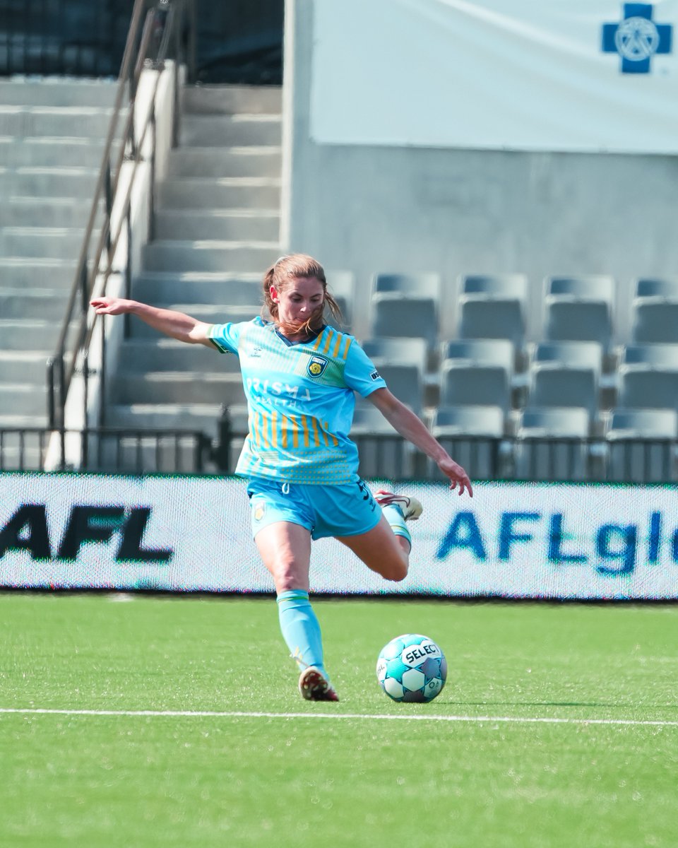 gvl_liberty's tweet photo. Half time and the girls are up by three at the break! 🙌

#LibertyForAll | #Path2Pro | #GEVernovaPark https://t.co/0PoP3aXJgA