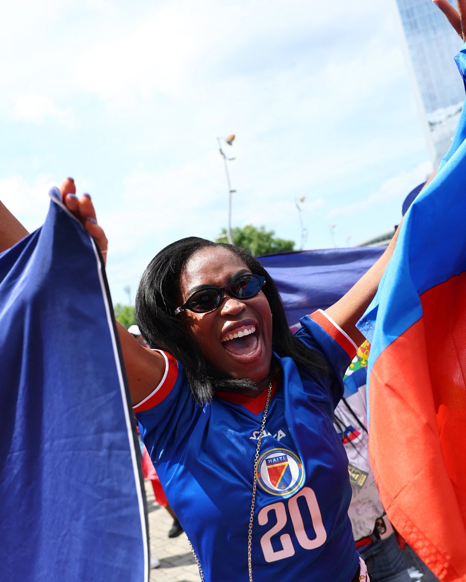 Concacaf's tweet photo. Pure Haiti vibes 🤩 https://t.co/jPazSPa0Cf